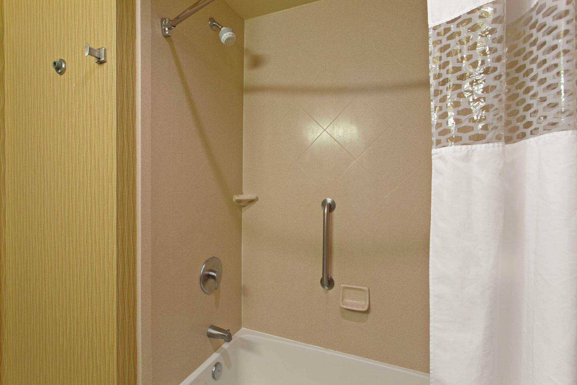Hampton Inn And Suites Seattle - Airport / 28Th Avenue SeaTac Bagian luar foto