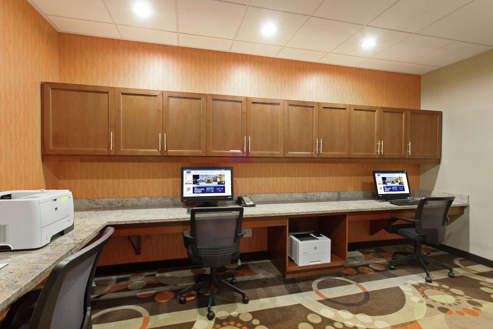 Hampton Inn And Suites Seattle - Airport / 28Th Avenue SeaTac Bagian luar foto