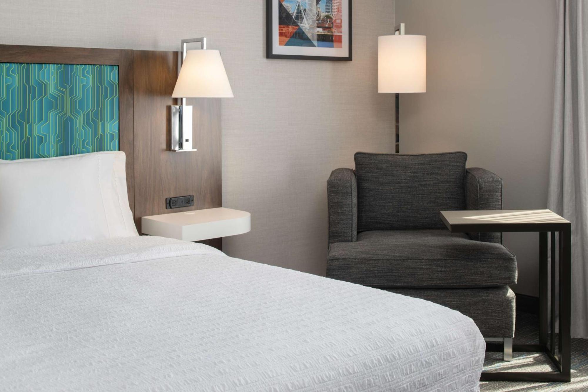 Hampton Inn And Suites Seattle - Airport / 28Th Avenue SeaTac Bagian luar foto