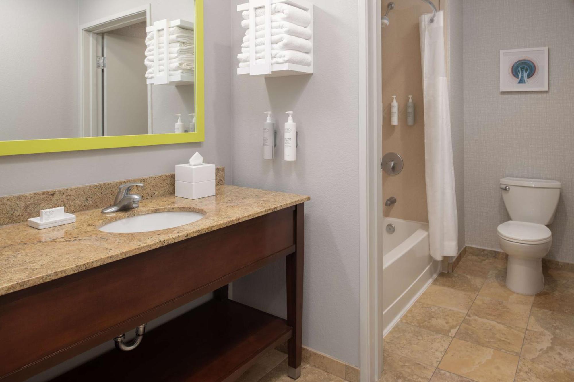 Hampton Inn And Suites Seattle - Airport / 28Th Avenue SeaTac Bagian luar foto