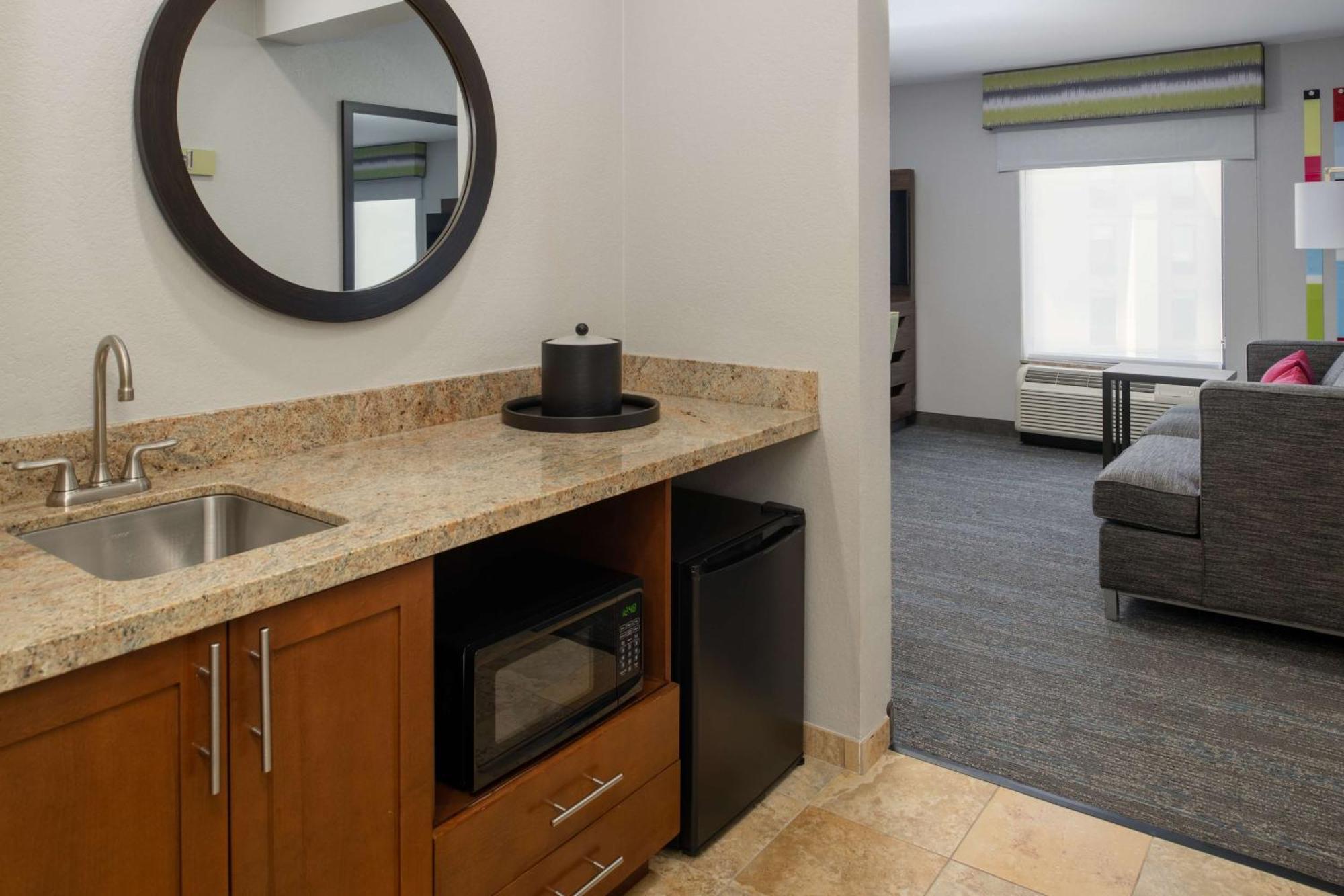 Hampton Inn And Suites Seattle - Airport / 28Th Avenue SeaTac Bagian luar foto