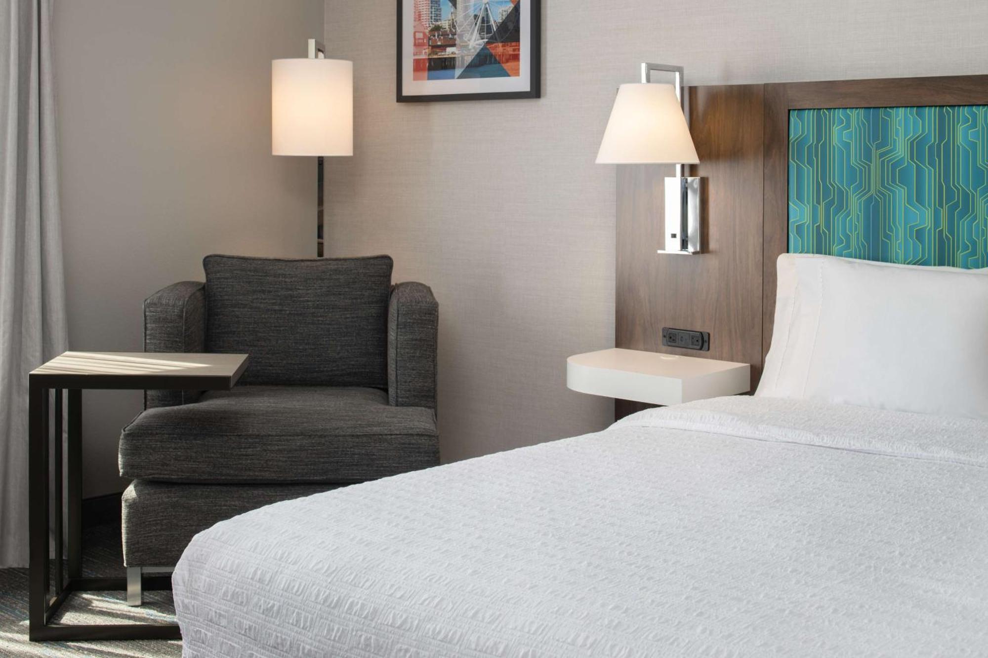 Hampton Inn And Suites Seattle - Airport / 28Th Avenue SeaTac Bagian luar foto