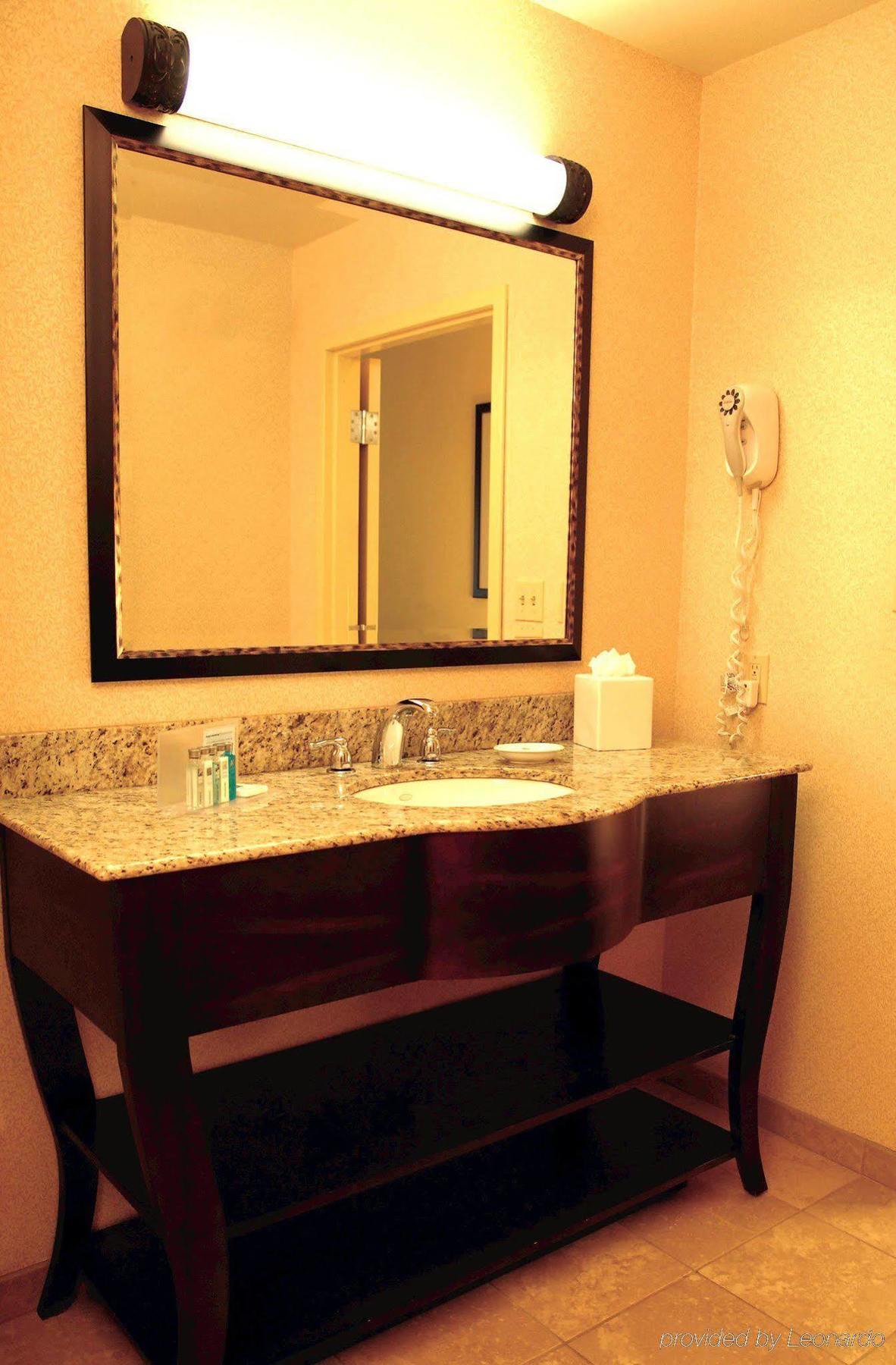 Hampton Inn And Suites Seattle - Airport / 28Th Avenue SeaTac Bagian luar foto