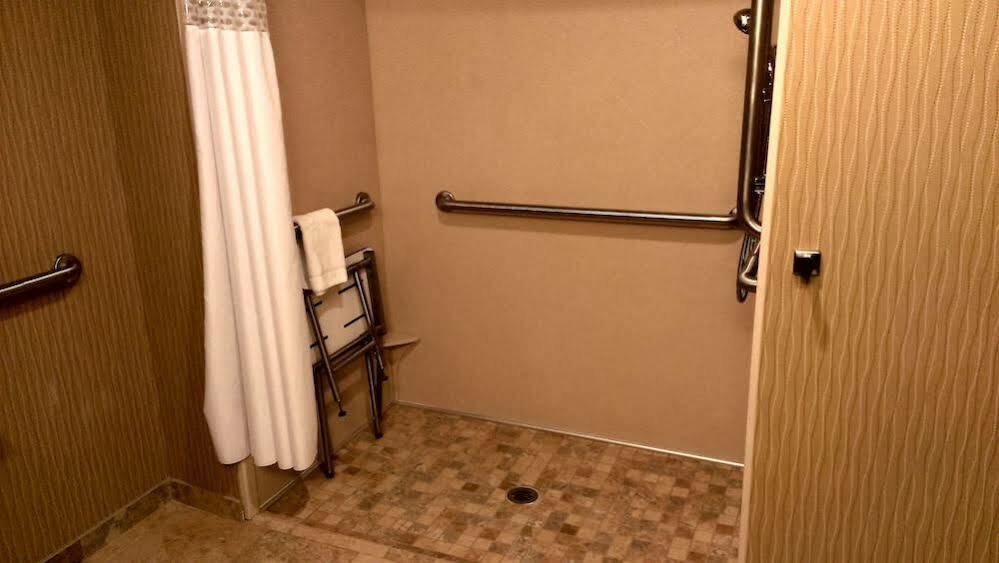 Hampton Inn And Suites Seattle - Airport / 28Th Avenue SeaTac Bagian luar foto